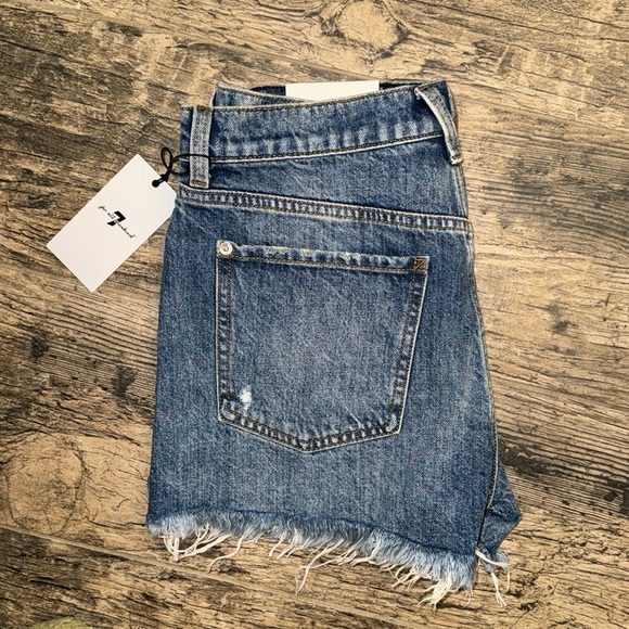 7FAMK NWT Monroe denim cutoff shorts - Picture 7 of 14